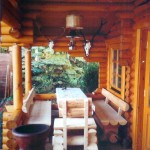 Holzhaus-Rundbohlen-Rundbalken-Jagdhaus-FB01-Terrasse