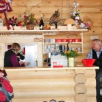 Blockhaus Gastronomie Beerenhütte Innenaufnahme Tresen