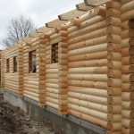 Holzhaus-Rundbohlen-Rundbalken-Wohnhaus-Aufbau-gein9_g