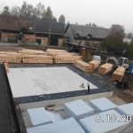 blockhaus-cafe-aufbau-bausatz auf der baustelle-mueller