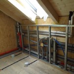 installation-drempel-trempel-dachgschoss-cafe-mueller-blockhaus